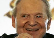 Sheldon Adelson passe à la vitesse supérieure pour contrer les jeux d'argent en ligne aux Etats-Unis