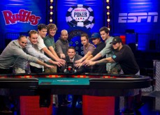 Ce qu'ont réellement gagné les finalistes du Main Event des WSOP 2013, après taxes et impôts Les World Series of Poker