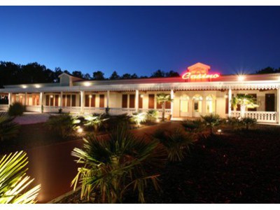 Casino du Lac de la Madeleine facade