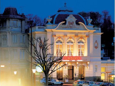 Casino Châtel-Guyon facade