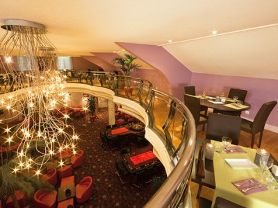 Casino de Lons le Saunier facade